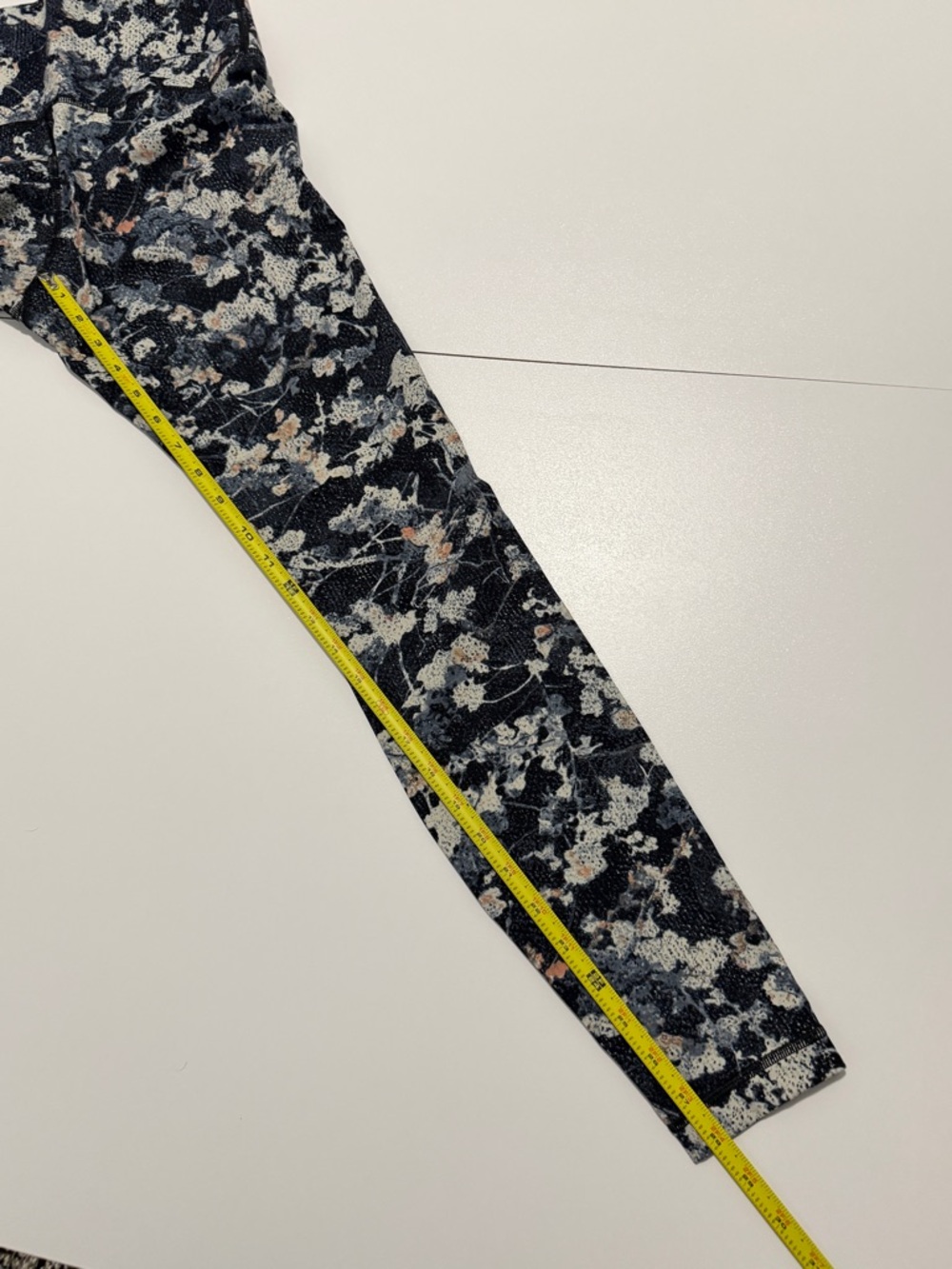 lululemon Wonder Under High-Rise Leggings The Spring Bloom 28’ Inseam Sz 6 YOGA - Picture 16 of 16